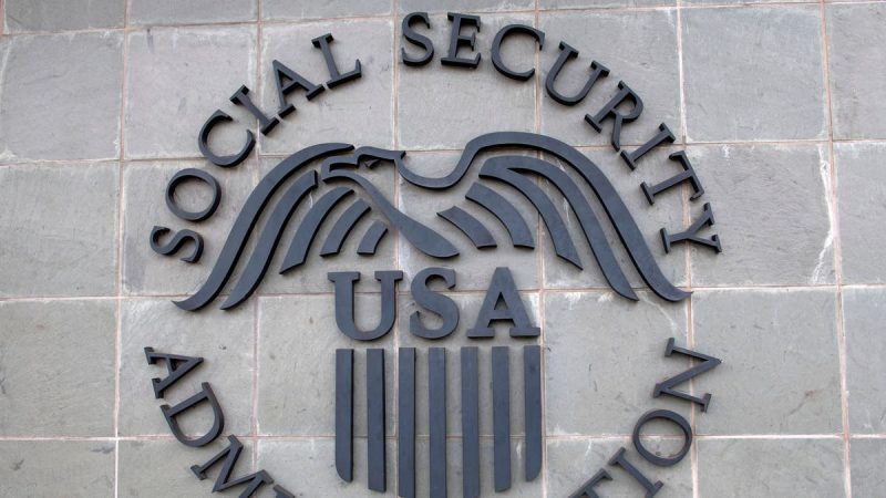 SEN ELIZABETH WARREN: Social Security is under attack. Gutting it is a broken promise