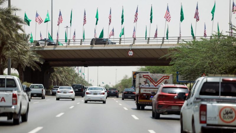 Trump targets massive investments in first Middle East trip